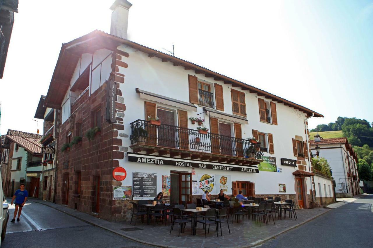 Hostal Ameztia Doneztebe Dış mekan fotoğraf